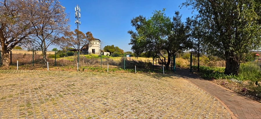 2 Bedroom Property for Sale in Midstream Estate Gauteng