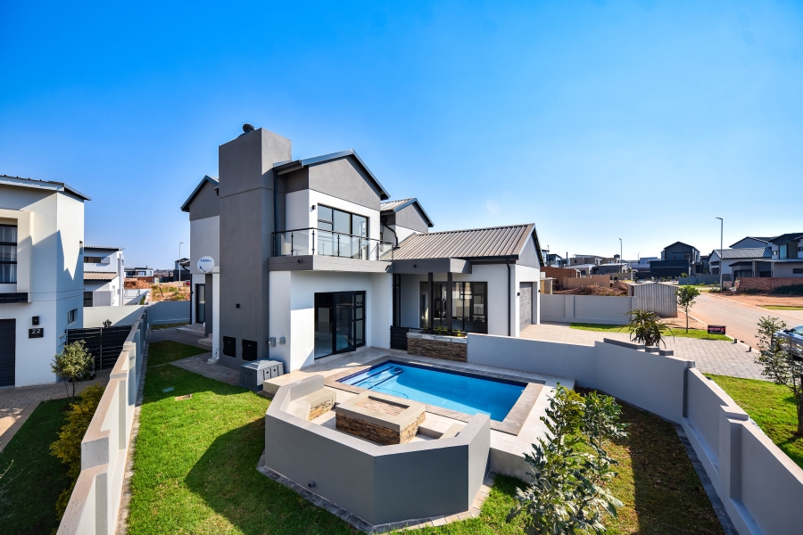 5 Bedroom Property for Sale in Fountainbrook Estate Gauteng