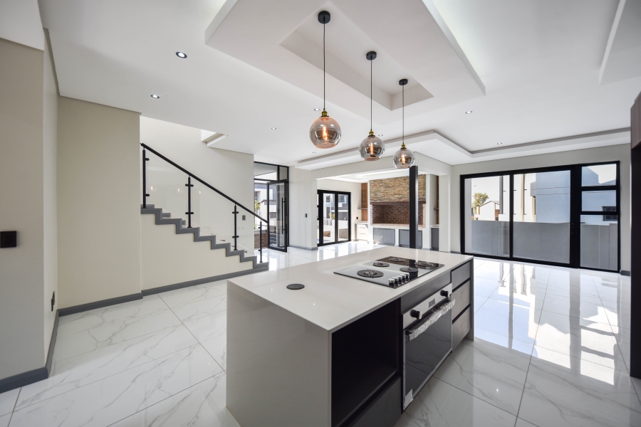 5 Bedroom Property for Sale in Fountainbrook Estate Gauteng