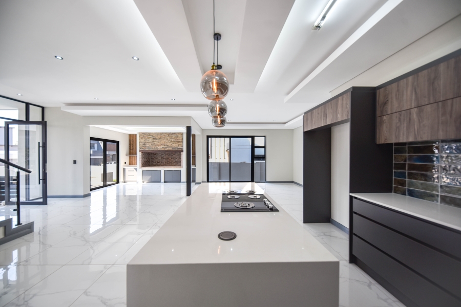 5 Bedroom Property for Sale in Fountainbrook Estate Gauteng