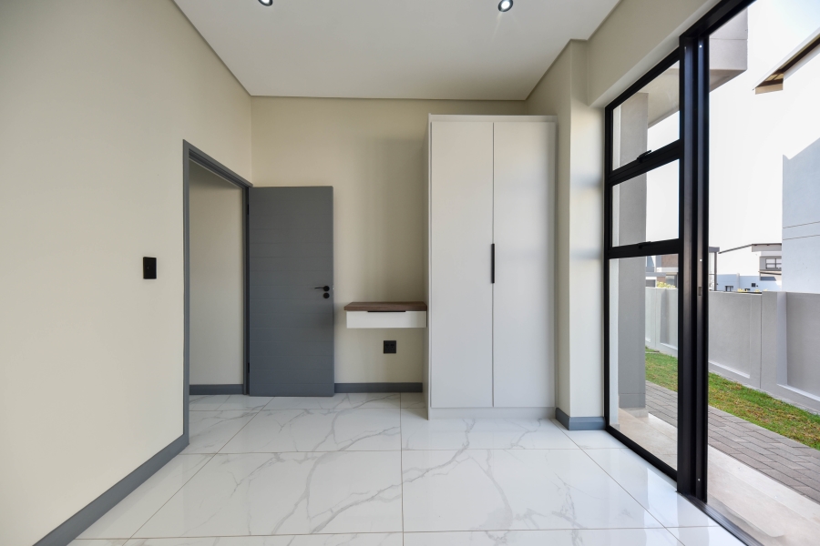5 Bedroom Property for Sale in Fountainbrook Estate Gauteng