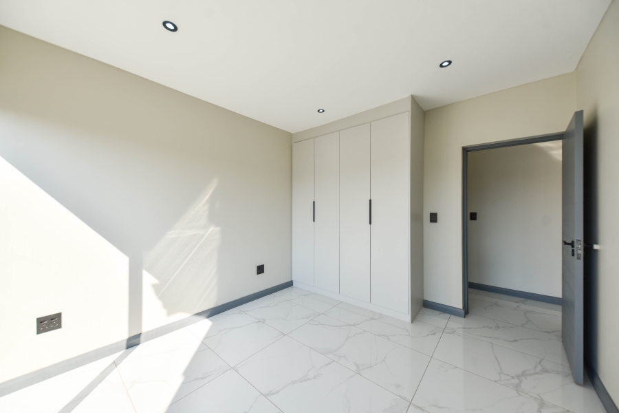 5 Bedroom Property for Sale in Fountainbrook Estate Gauteng