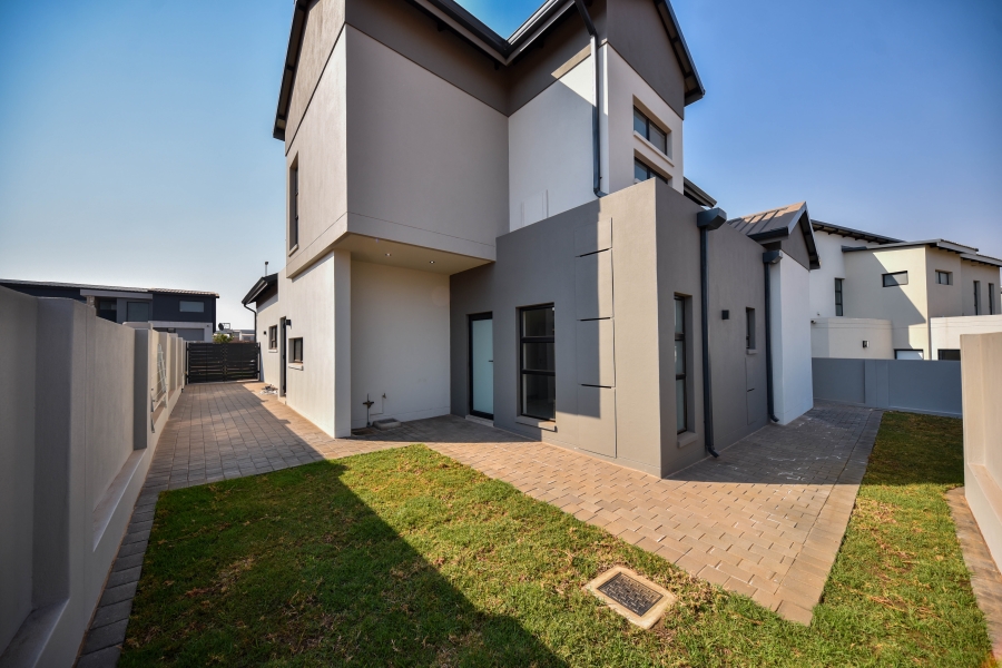 5 Bedroom Property for Sale in Fountainbrook Estate Gauteng