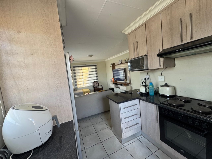3 Bedroom Property for Sale in Lotus Gardens Gauteng
