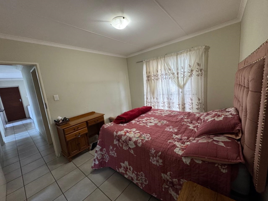 3 Bedroom Property for Sale in Lotus Gardens Gauteng