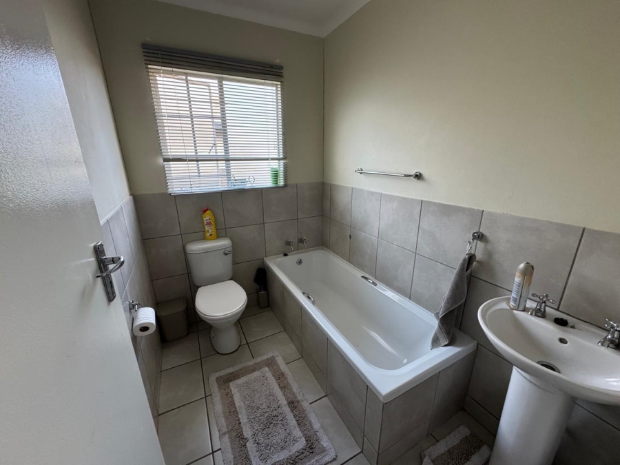 3 Bedroom Property for Sale in Lotus Gardens Gauteng