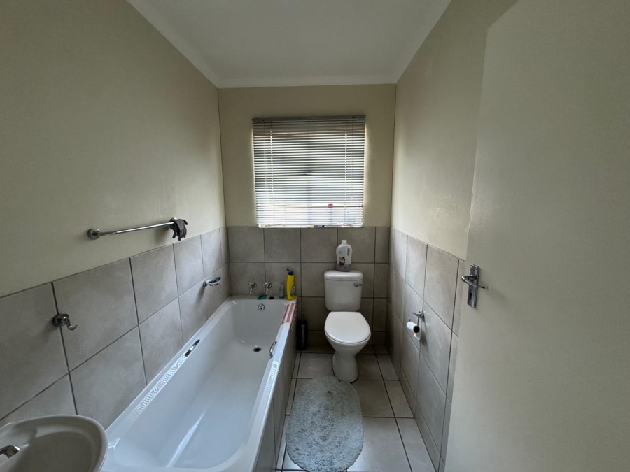 3 Bedroom Property for Sale in Lotus Gardens Gauteng