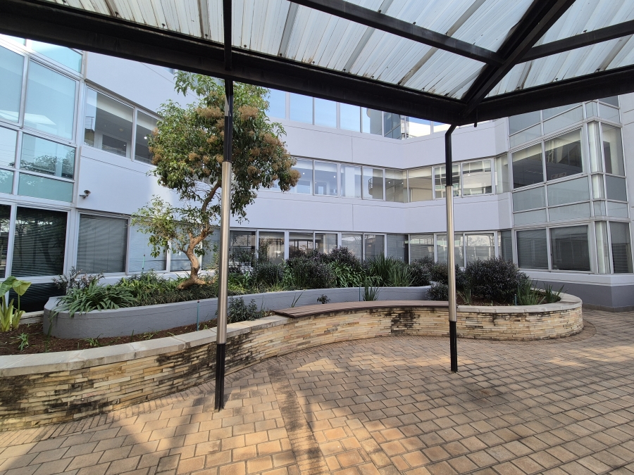 To Let Commercial Property for Rent in Die Hoewes Gauteng