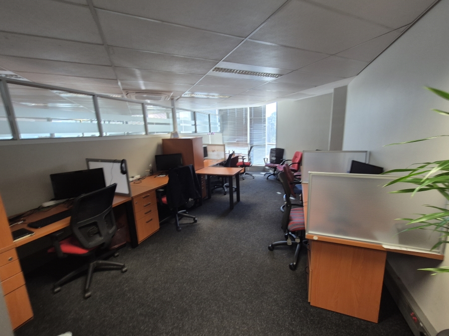 To Let Commercial Property for Rent in Die Hoewes Gauteng