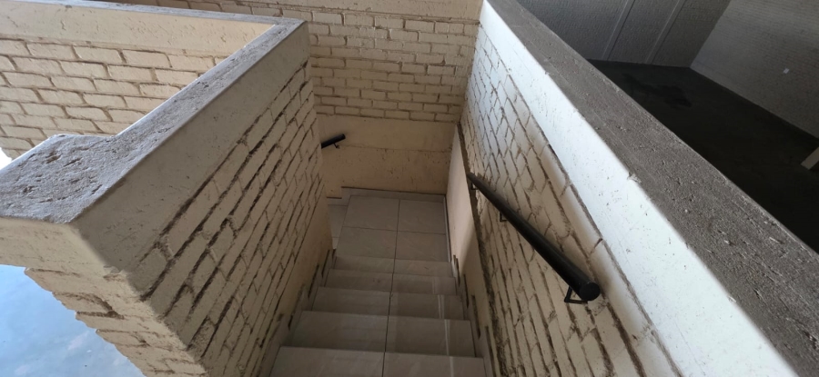 To Let Commercial Property for Rent in Pomona Gauteng