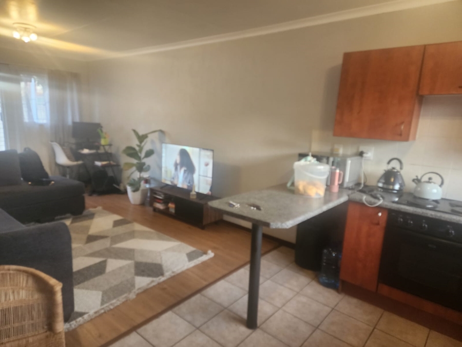 To Let 1 Bedroom Property for Rent in Greenstone Hill Gauteng