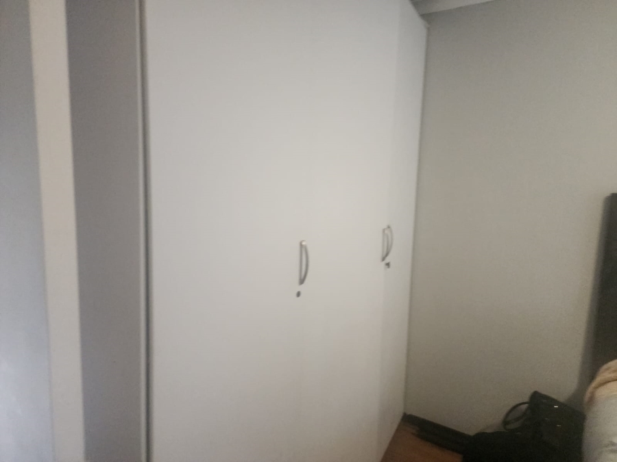 To Let 1 Bedroom Property for Rent in Greenstone Hill Gauteng