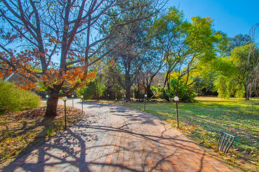 4 Bedroom Property for Sale in Ruimsig Gauteng