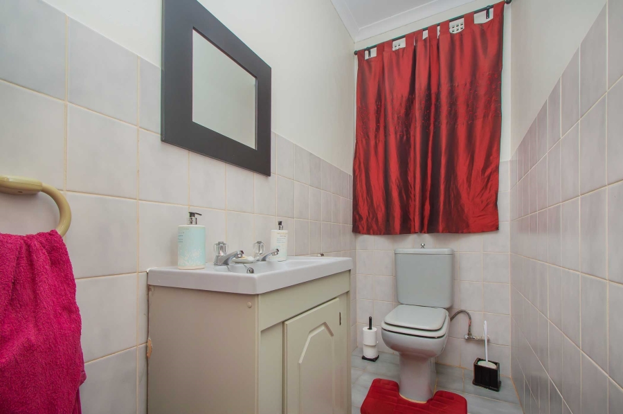 4 Bedroom Property for Sale in Ruimsig Gauteng