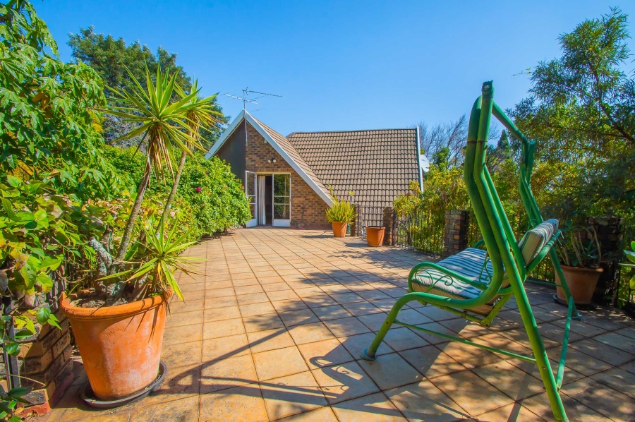 4 Bedroom Property for Sale in Ruimsig Gauteng