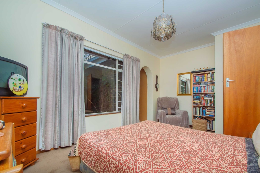 4 Bedroom Property for Sale in Ruimsig Gauteng