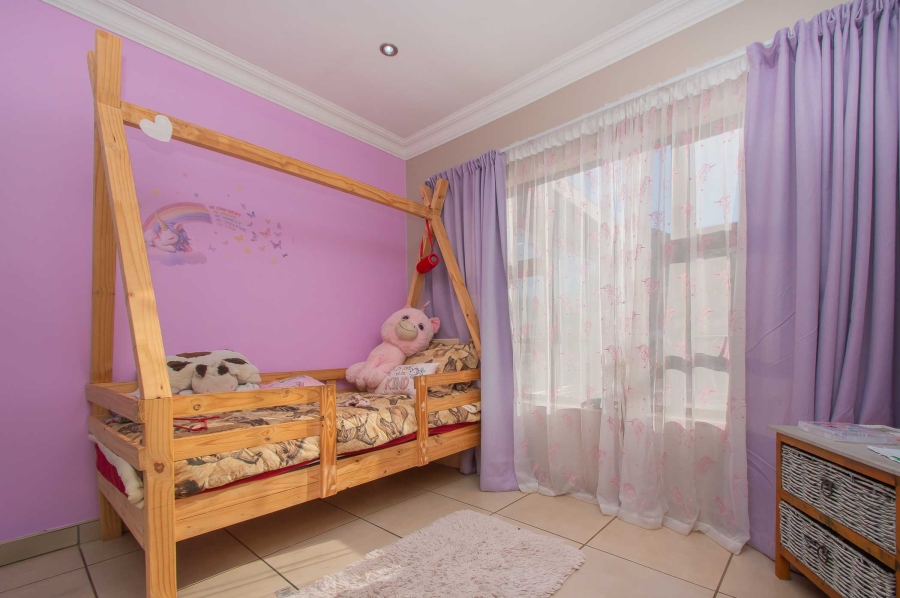 7 Bedroom Property for Sale in Kenmare Gauteng