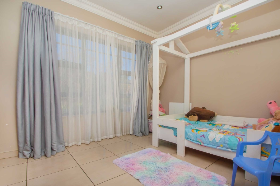 7 Bedroom Property for Sale in Kenmare Gauteng