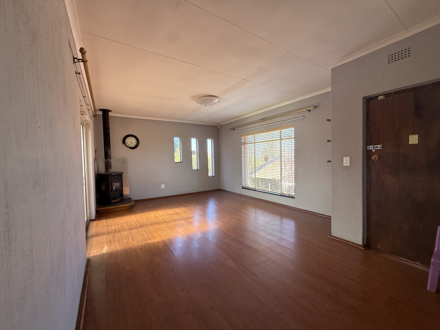 4 Bedroom Property for Sale in Wilro Park Gauteng