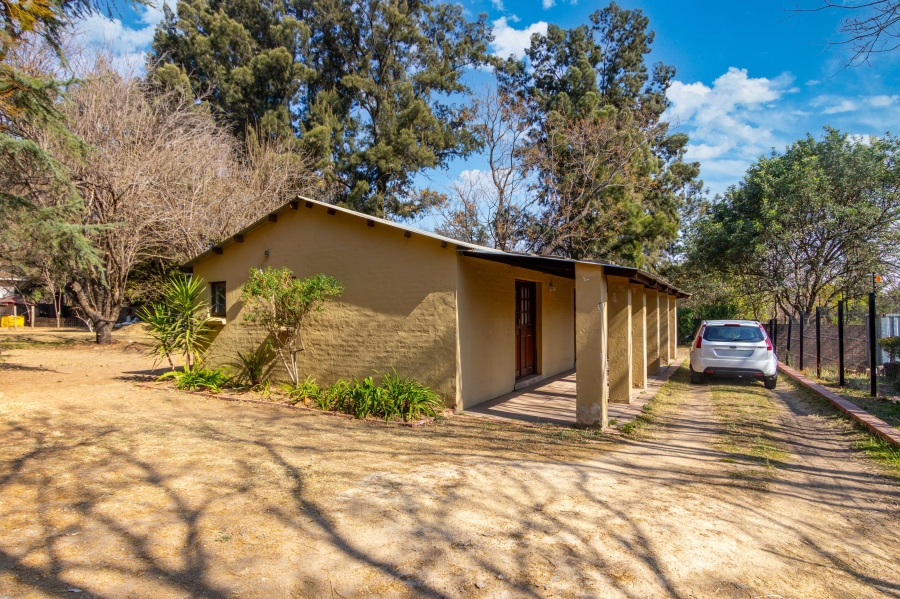 1 Bedroom Property for Sale in Chartwell Gauteng