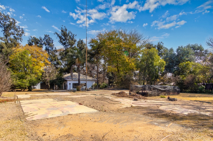 1 Bedroom Property for Sale in Chartwell Gauteng