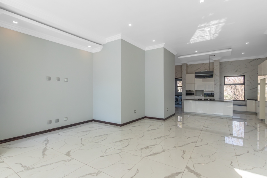 5 Bedroom Property for Sale in Steyn City Gauteng