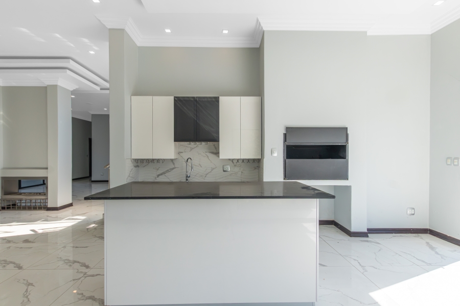 5 Bedroom Property for Sale in Steyn City Gauteng
