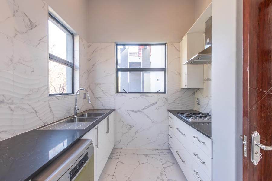 5 Bedroom Property for Sale in Steyn City Gauteng