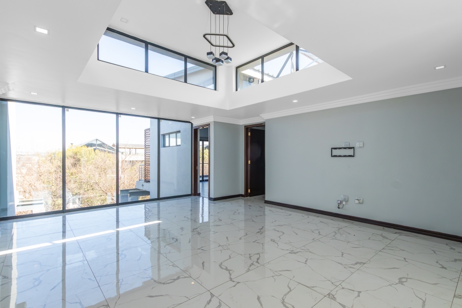 5 Bedroom Property for Sale in Steyn City Gauteng
