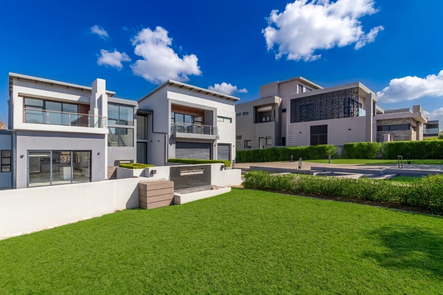 5 Bedroom Property for Sale in Steyn City Gauteng