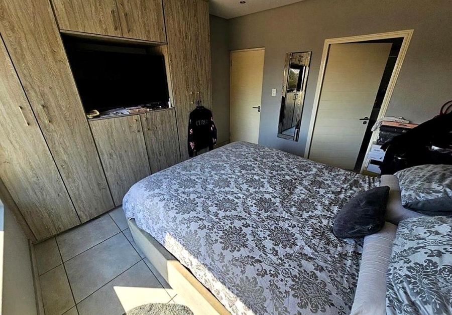 To Let 2 Bedroom Property for Rent in Broadacres Gauteng