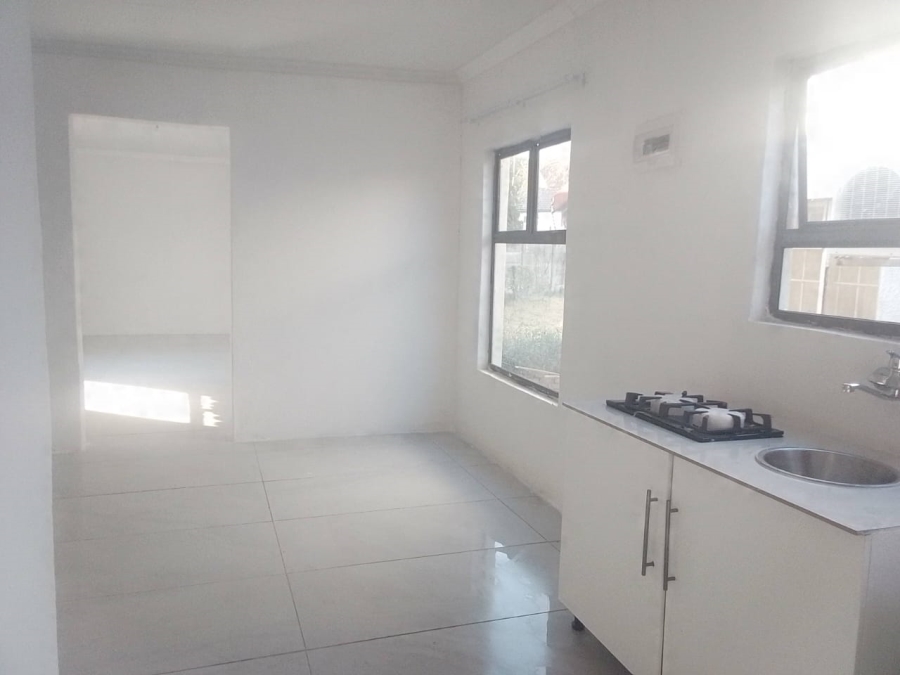 1 Bedroom Property for Sale in Sundowner Gauteng
