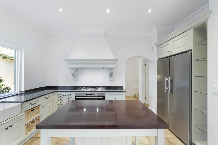 To Let 4 Bedroom Property for Rent in Dainfern Golf Estate Gauteng