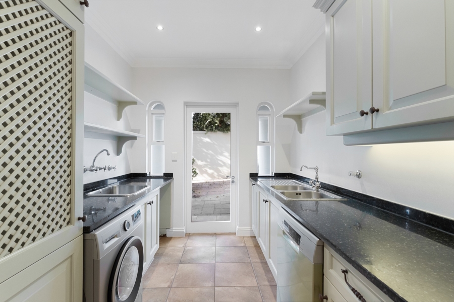 To Let 4 Bedroom Property for Rent in Dainfern Golf Estate Gauteng
