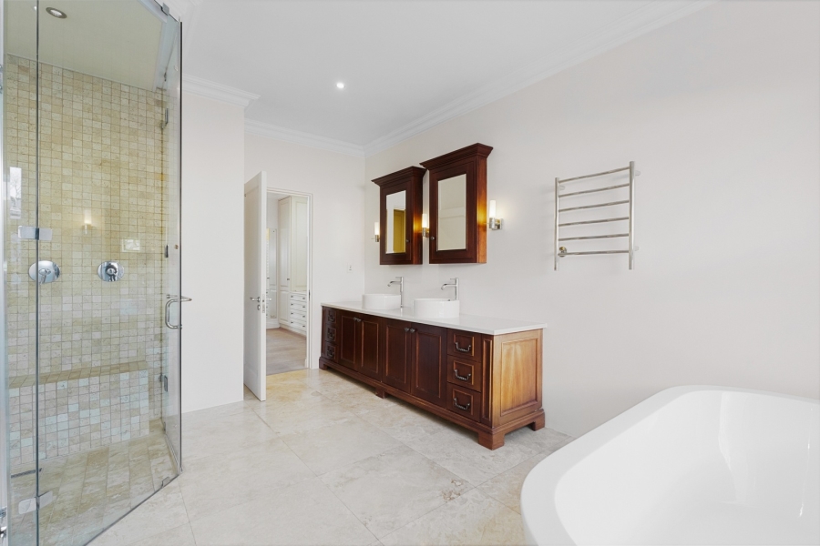 To Let 4 Bedroom Property for Rent in Dainfern Golf Estate Gauteng