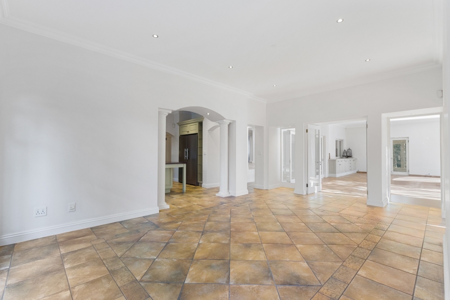 To Let 4 Bedroom Property for Rent in Dainfern Golf Estate Gauteng