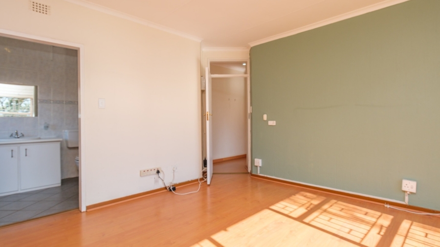 3 Bedroom Property for Sale in Helderkruin Gauteng