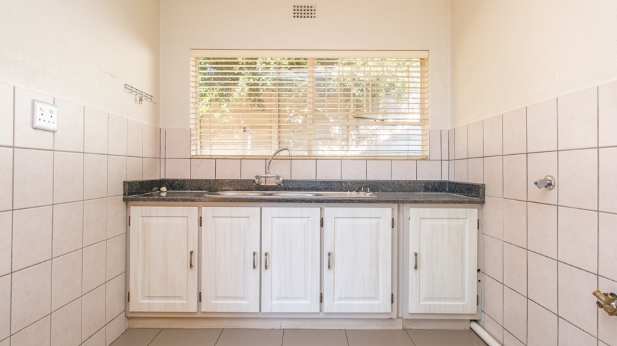3 Bedroom Property for Sale in Helderkruin Gauteng