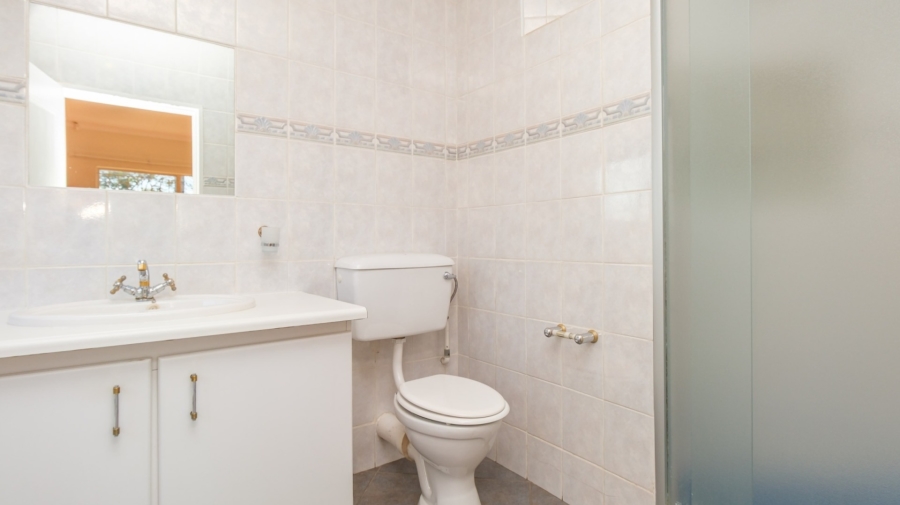 3 Bedroom Property for Sale in Helderkruin Gauteng