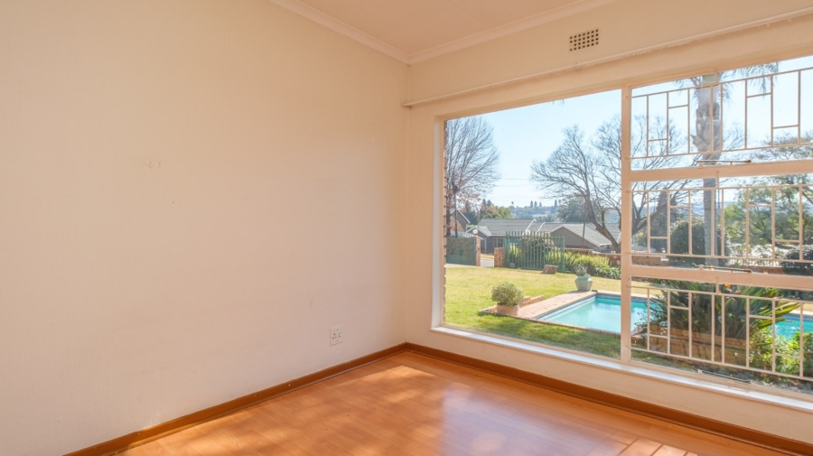 3 Bedroom Property for Sale in Helderkruin Gauteng