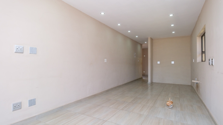 3 Bedroom Property for Sale in Helderkruin Gauteng