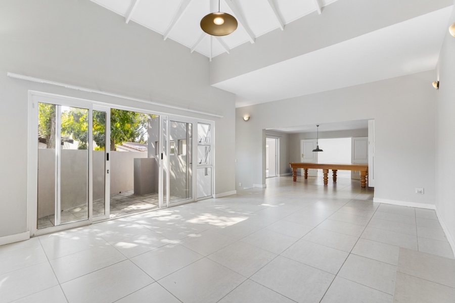 4 Bedroom Property for Sale in Fourways Gardens Gauteng