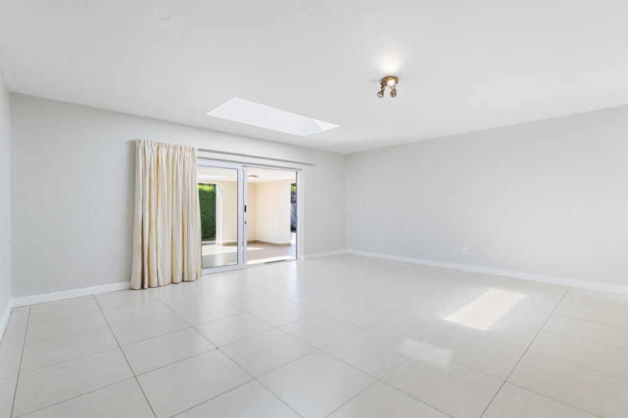 4 Bedroom Property for Sale in Fourways Gardens Gauteng