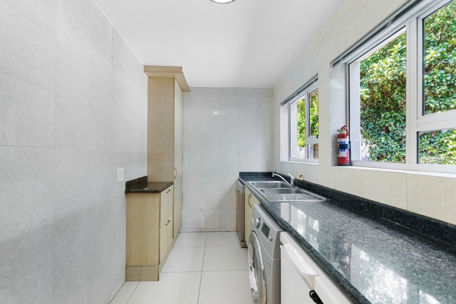 4 Bedroom Property for Sale in Fourways Gardens Gauteng