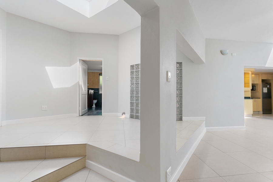4 Bedroom Property for Sale in Fourways Gardens Gauteng
