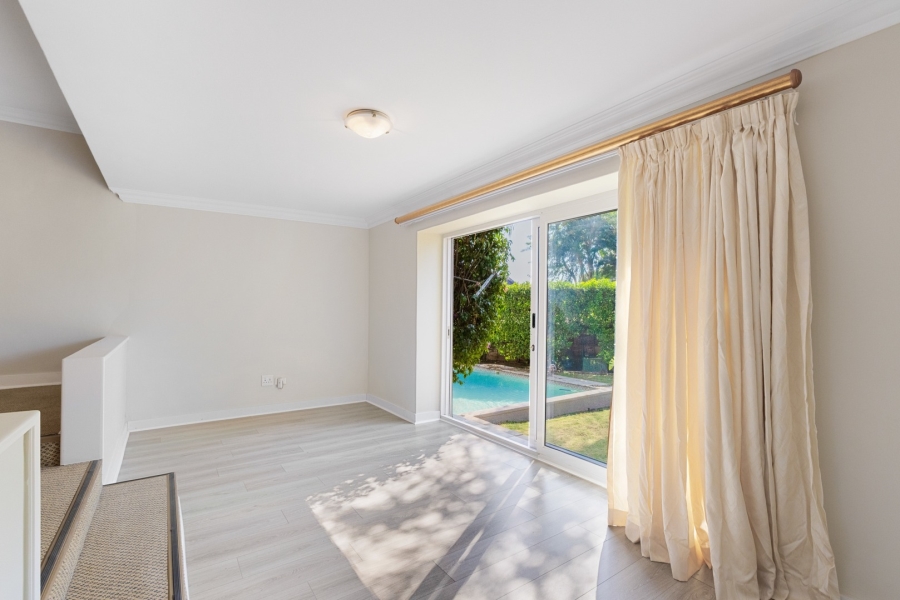 4 Bedroom Property for Sale in Fourways Gardens Gauteng