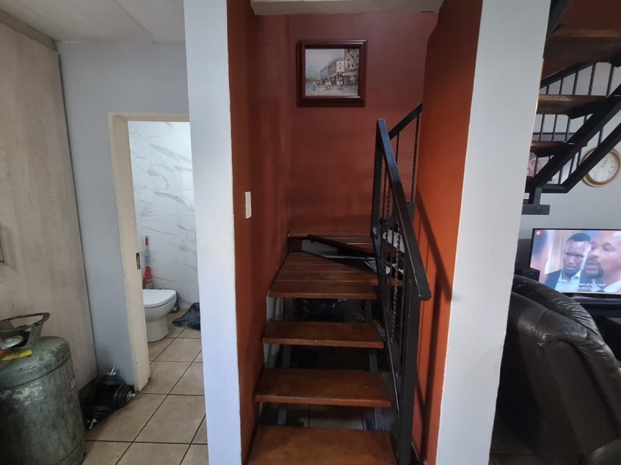 3 Bedroom Property for Sale in Annlin Gauteng