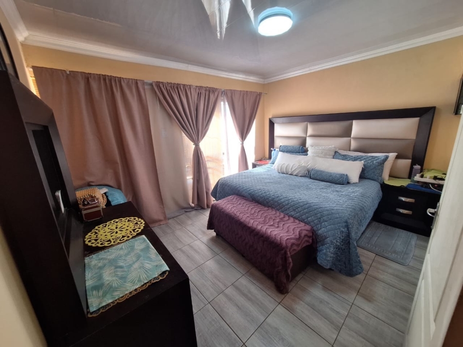 3 Bedroom Property for Sale in Annlin Gauteng