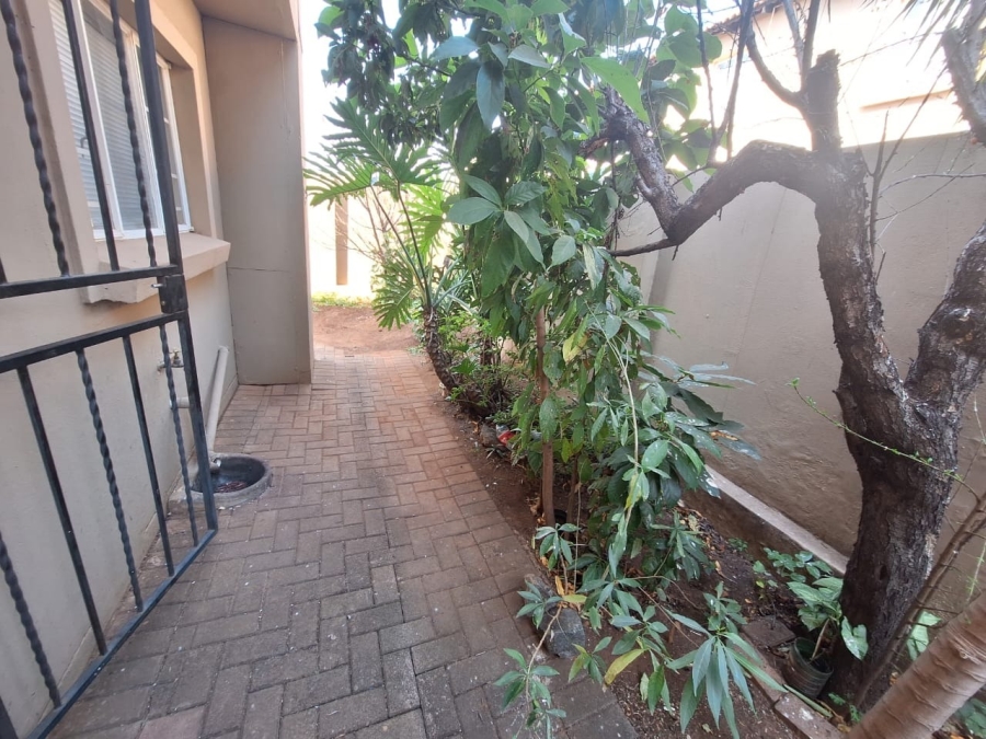 3 Bedroom Property for Sale in Annlin Gauteng