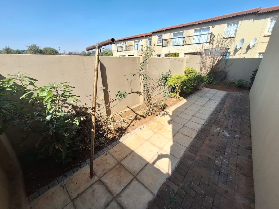 3 Bedroom Property for Sale in Annlin Gauteng